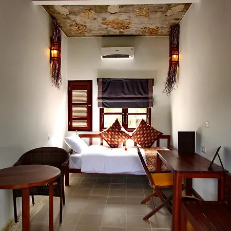 Cocotinos Lembeh A Boutique Dive Lodge Bitung Exterior photo