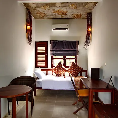 Cocotinos Lembeh A Boutique Dive Lodge Bitung Exterior photo